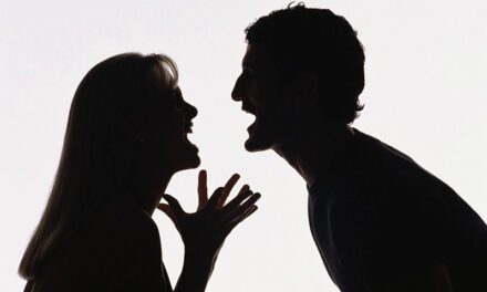 Lui + vous = chimique ou toxique?