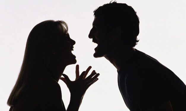 Lui + vous = chimique ou toxique?