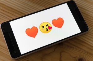 Peut-on se passer des sites de rencontres de nos jours ?