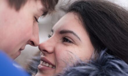 Les Meilleures Pratiques pour les Messages de Rencontres en Ligne