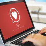 Les célibataires peuvent-ils réellement trouver l&rsquo;amour sur les sites de rencontre ?