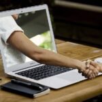 Rencontres réelles ou virtuelles – quelles différences?