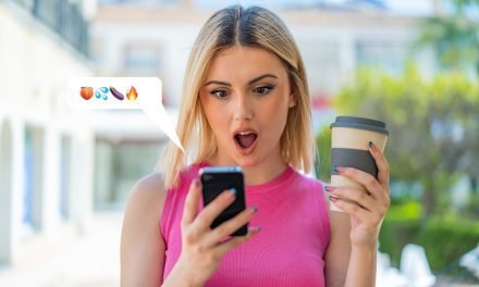 Les 10 meilleures questions à poser aux femmes en ligne… pour les faire grimper dans les rideaux